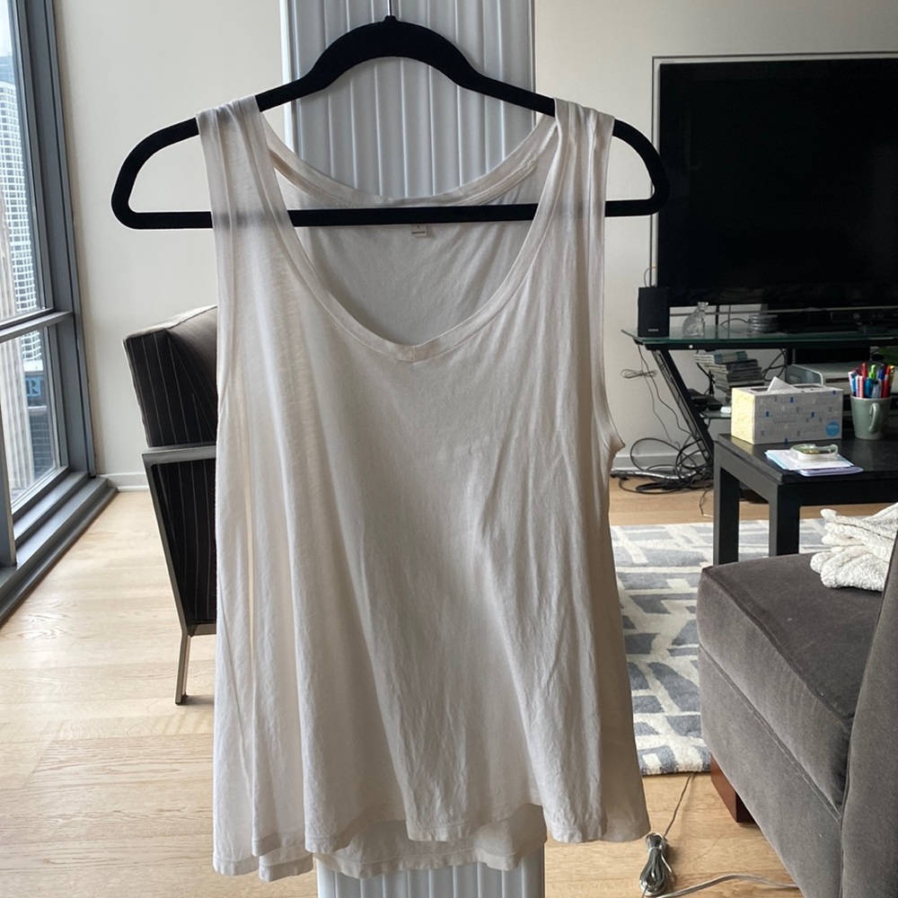 Cream Gap Tank top